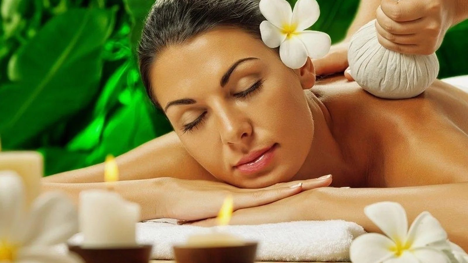3 Day Yoga Ayurveda Massage and Sightseeing Tour in Nepal