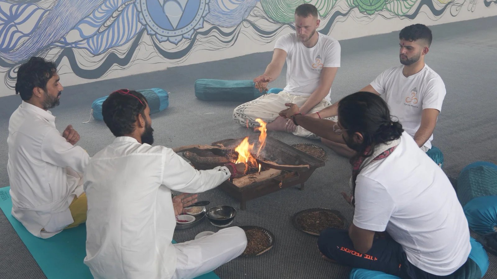 Yoga Om Nirvana